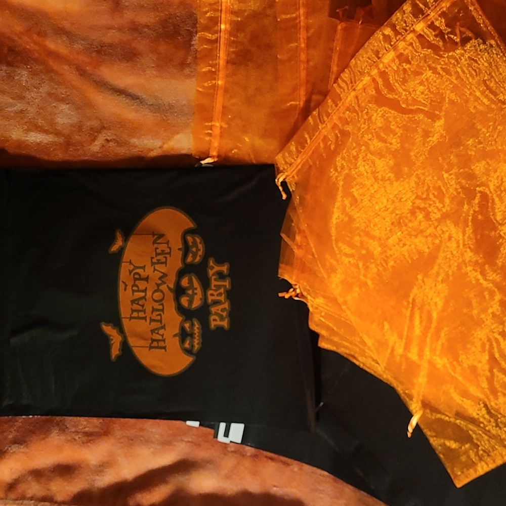 Halloween SET 12x15.5x 2.5 Mil PolyMailers AND 10 ct orange Drawstring B…